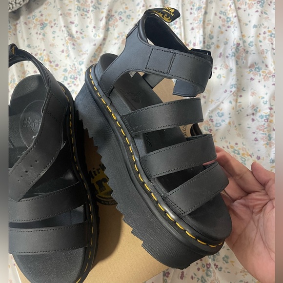 Blair Black Hydro Quad Sandals - Picture 4 of 6